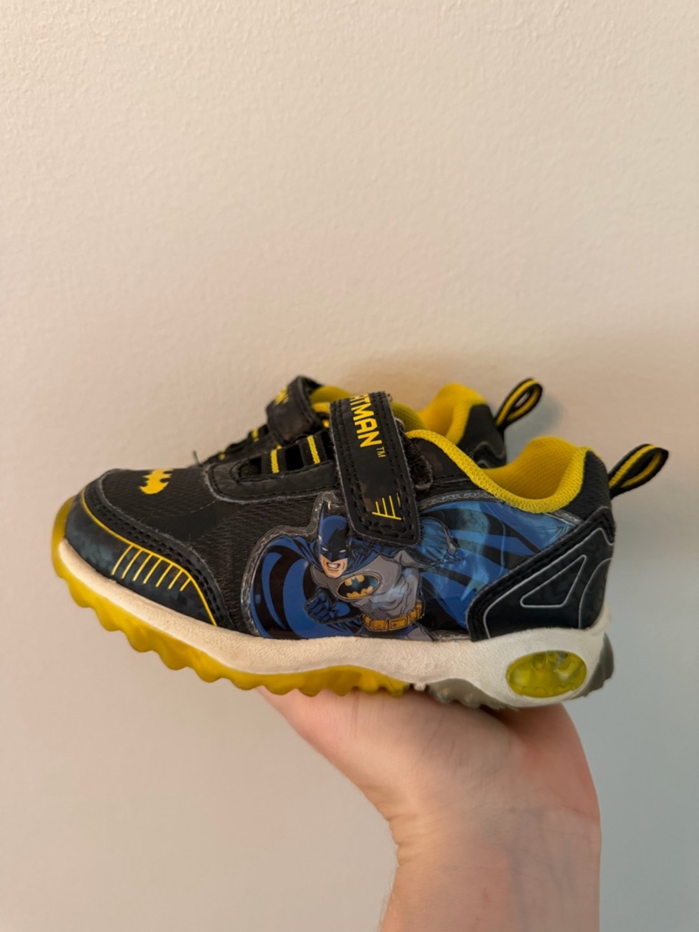 Batman Light-Up Shoes in Black and Yellow